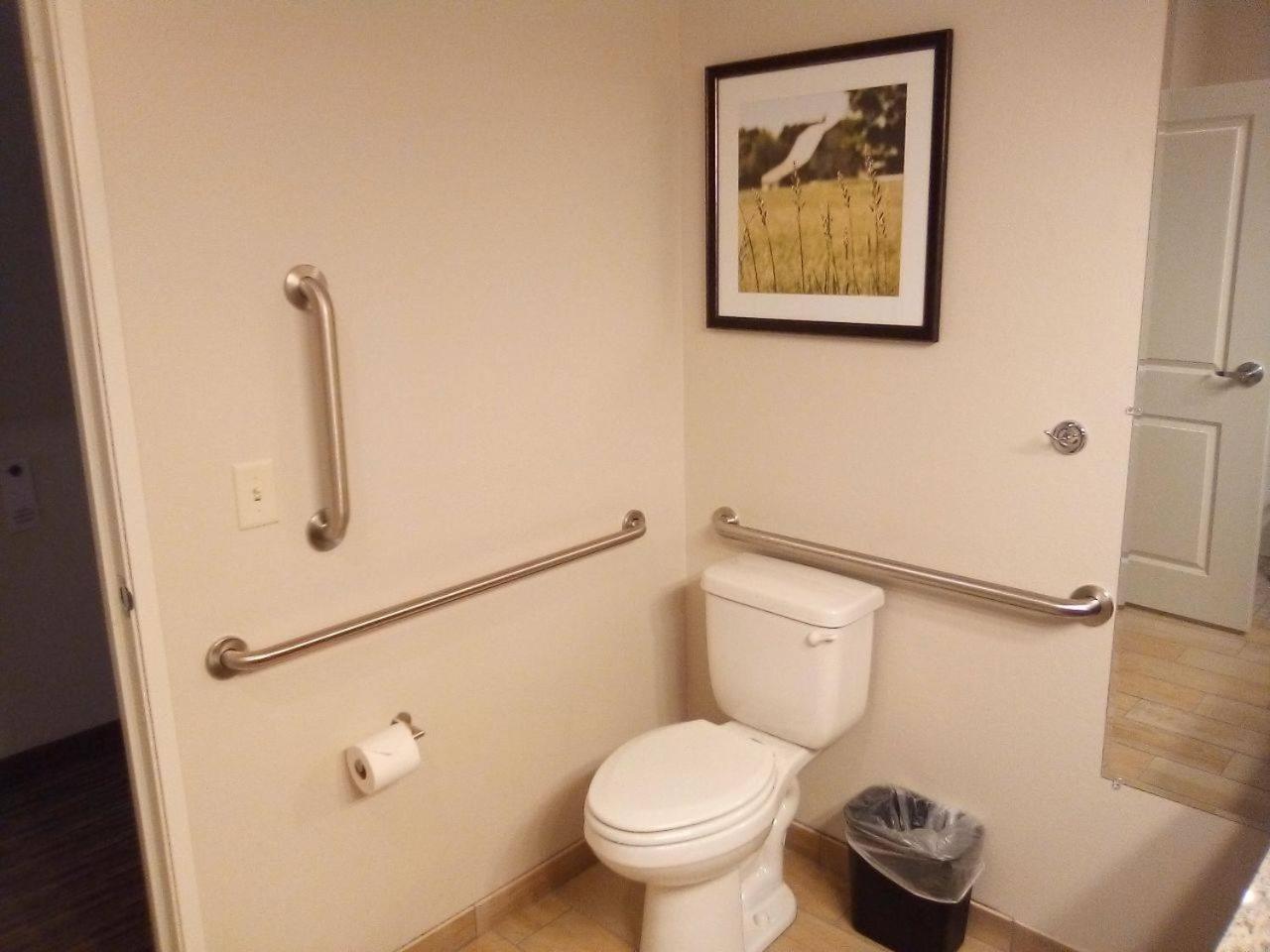 Grandstay Hotel & Suites Rock Valley Quarto foto