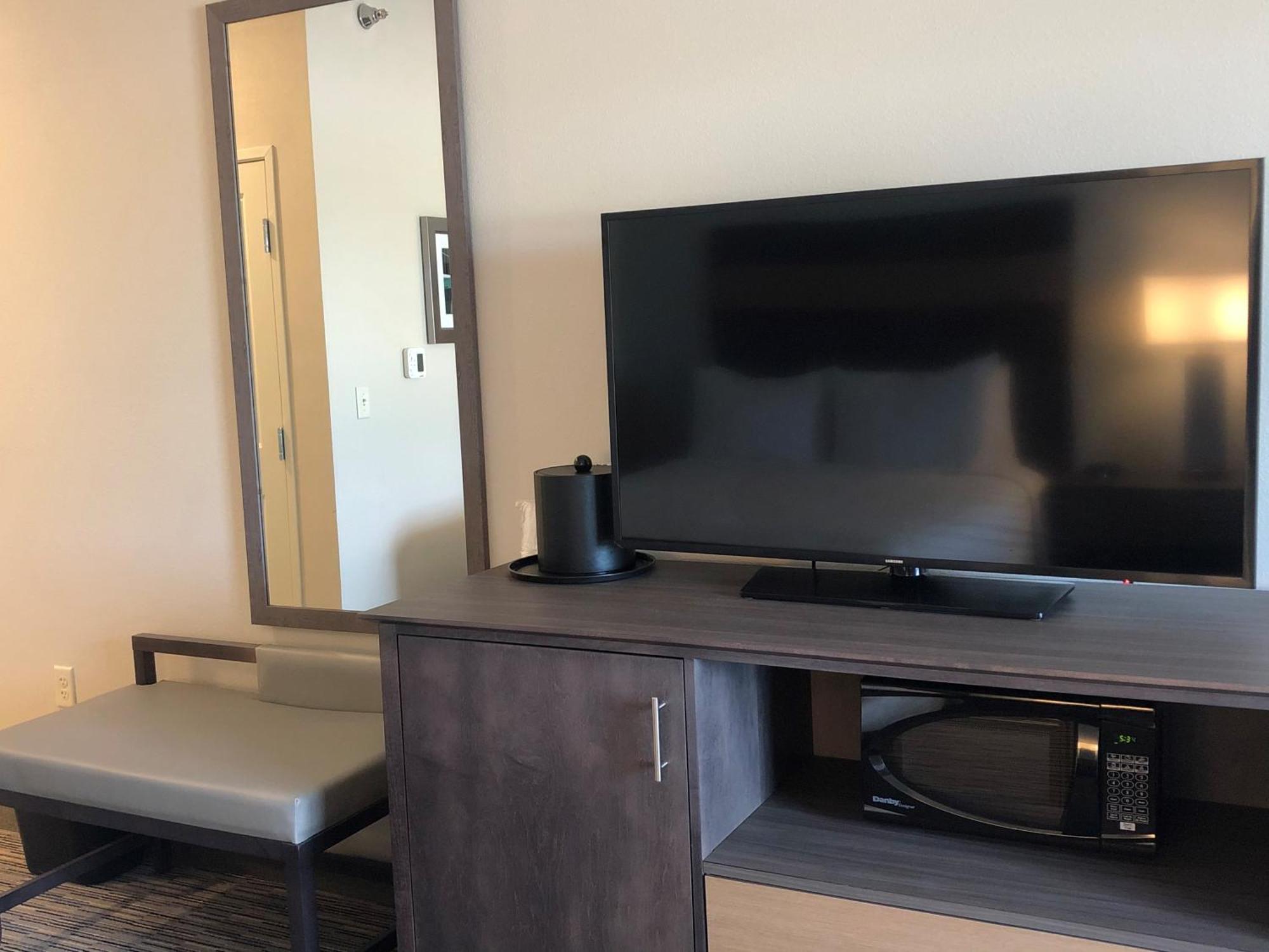 Grandstay Hotel & Suites Rock Valley Quarto foto