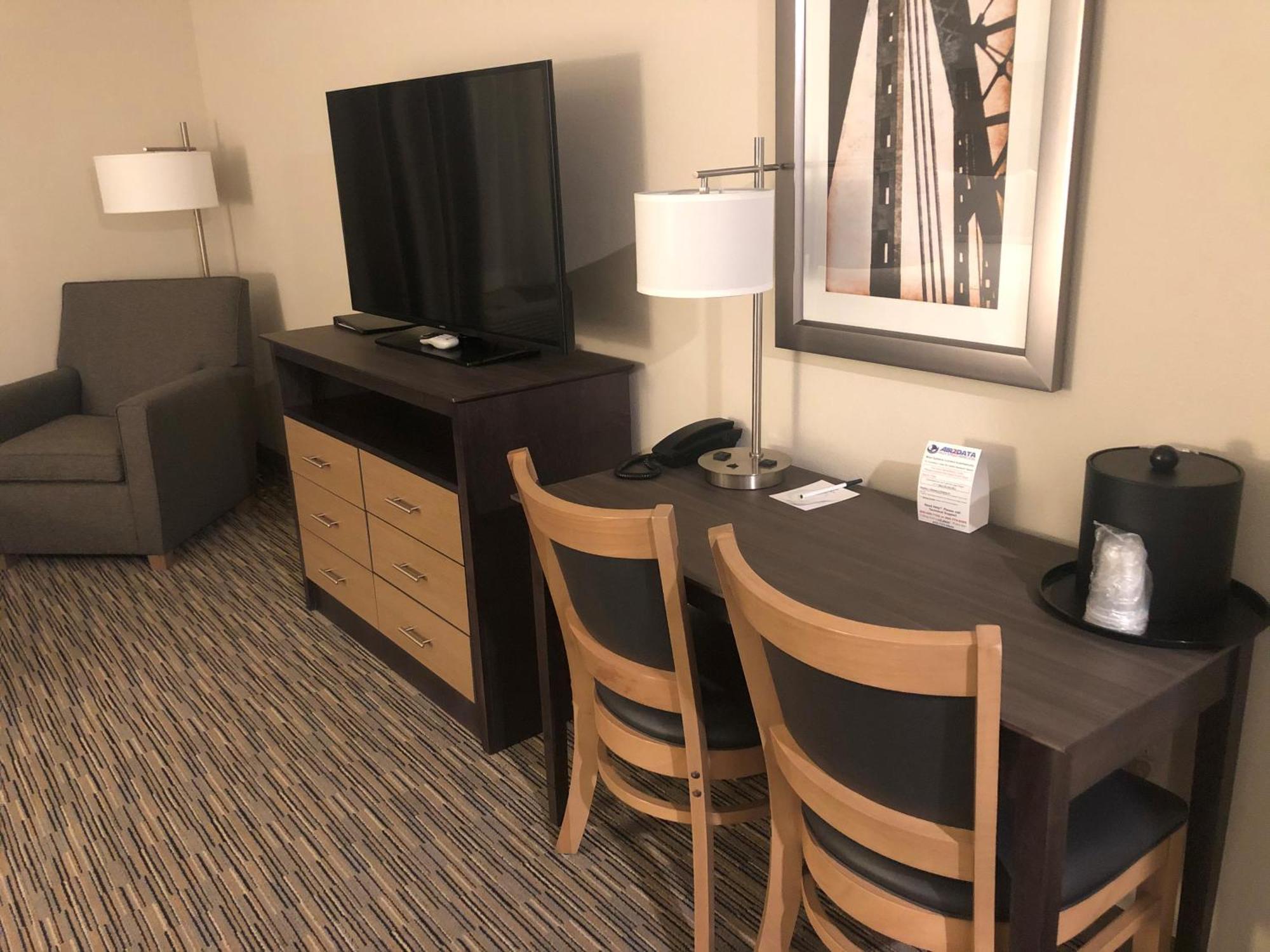 Grandstay Hotel & Suites Rock Valley Quarto foto