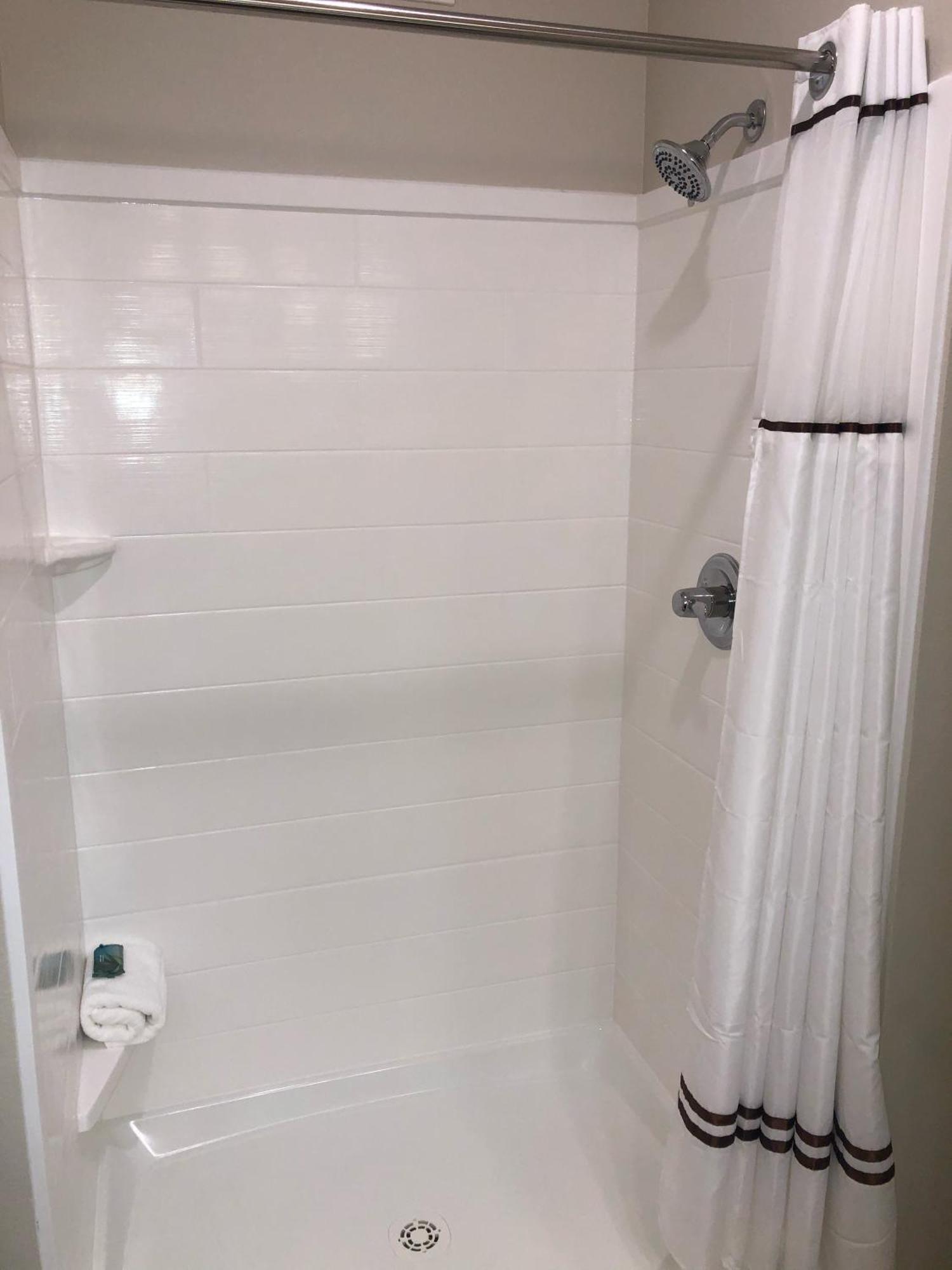 Grandstay Hotel & Suites Rock Valley Quarto foto